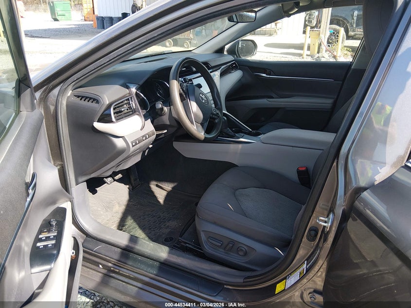 2020 Toyota Camry Le