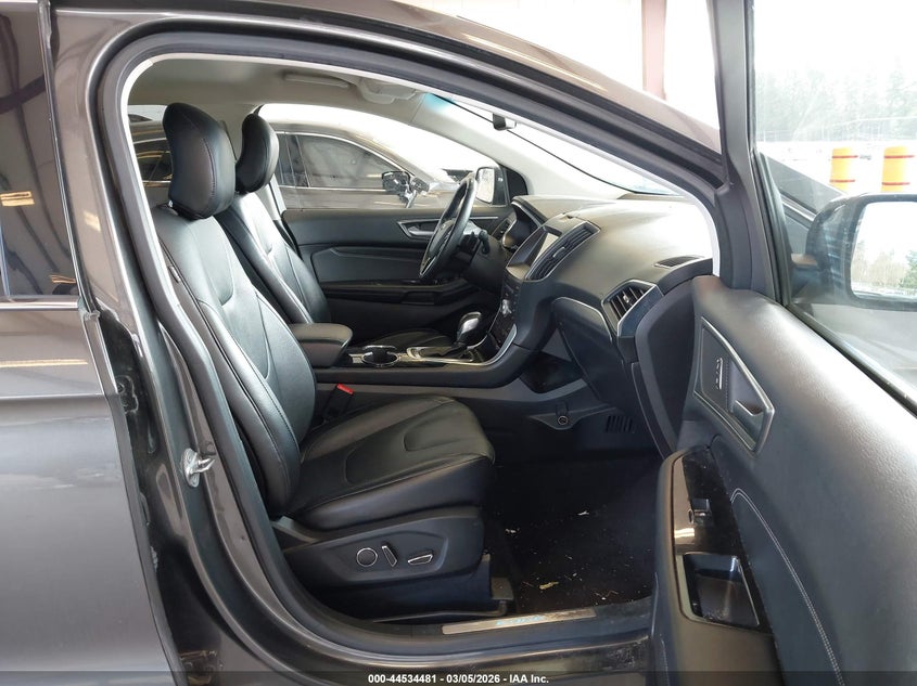 2018 Ford Edge Titanium