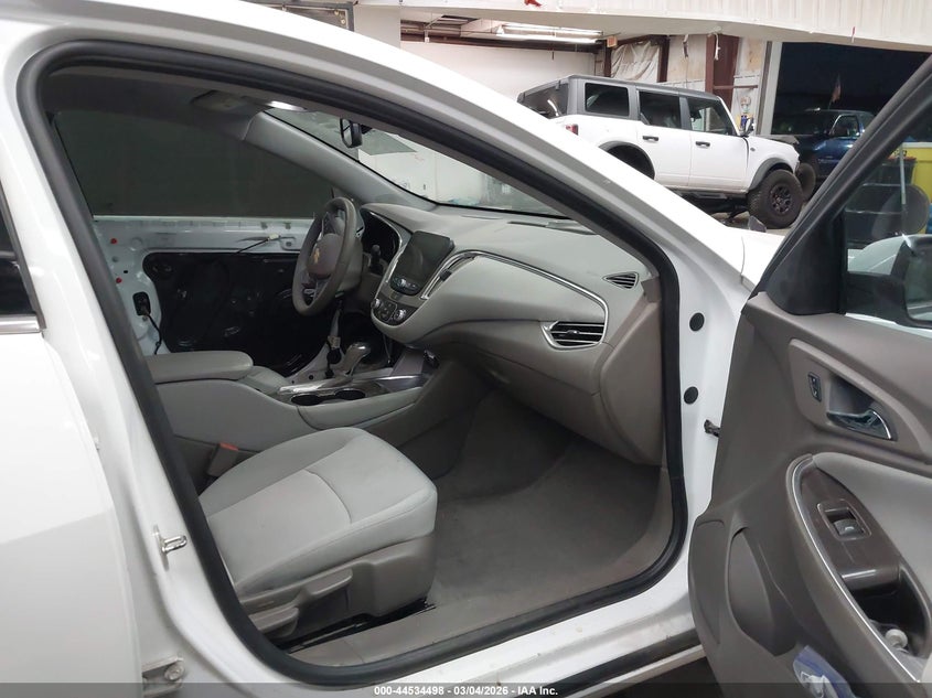 2017 Chevrolet Malibu 1Lt