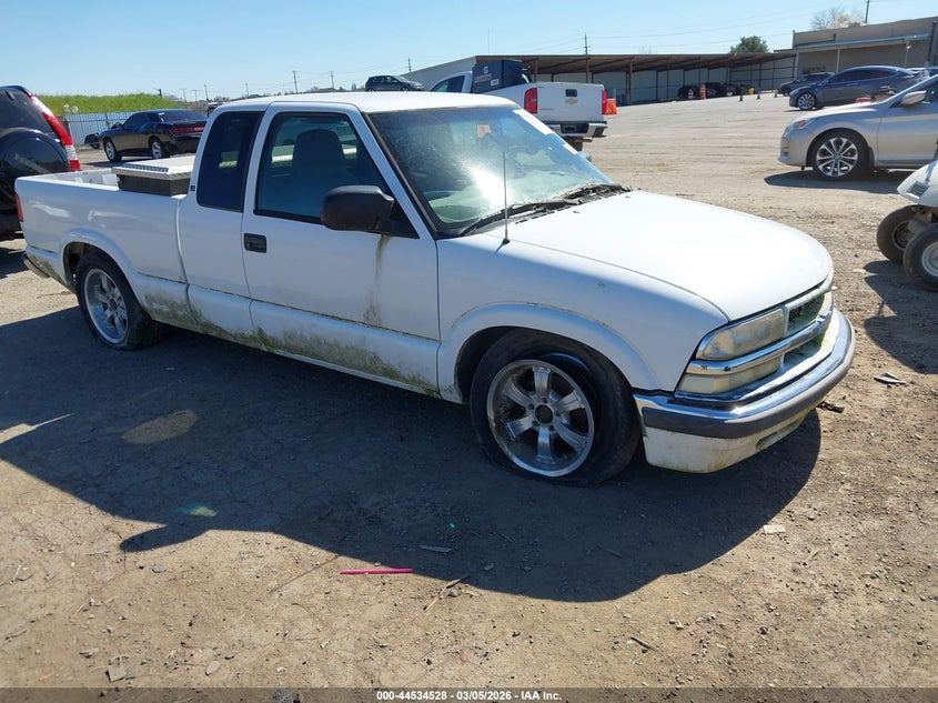 1GCCS19W618104256 CHEVROLET S-10 Photo 1