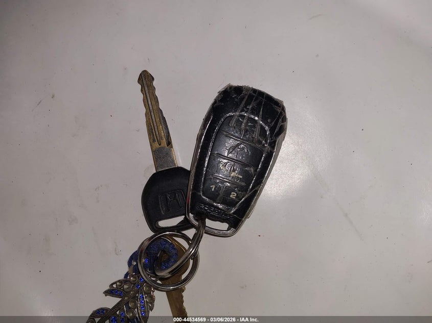 1998 Honda Cr-V Ex VIN: JHLRD1860WC032211 Lot: 44534569