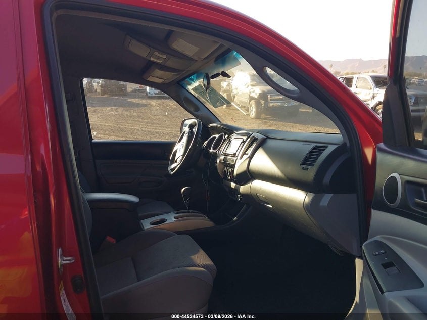 2015 Toyota Tacoma Base V6