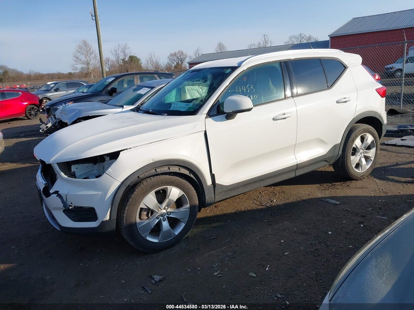 2020 Volvo Xc40 T4 Momentum