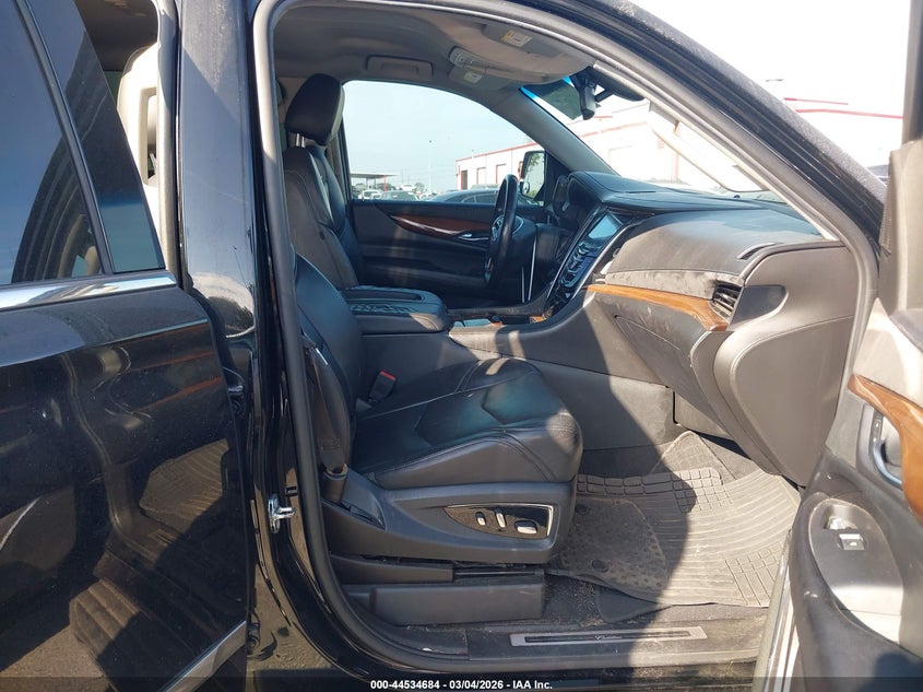 2018 Cadillac Escalade Esv Standard