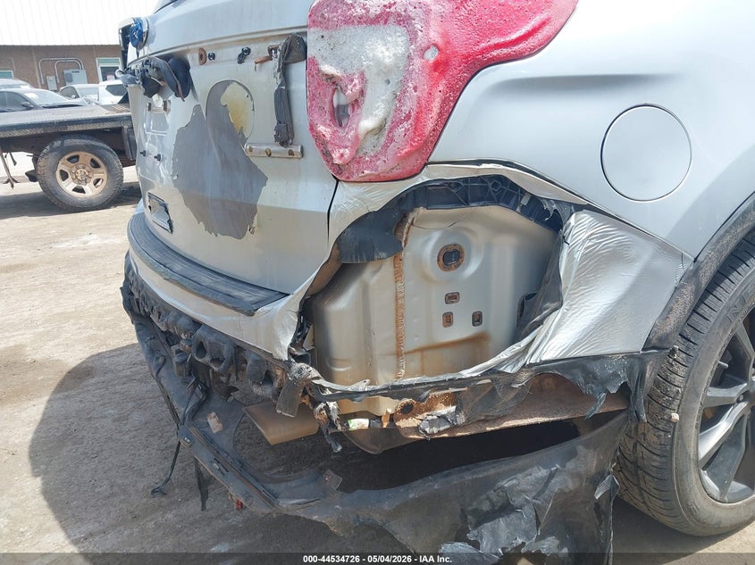 2018 FORD EXPLORER auction photo 6