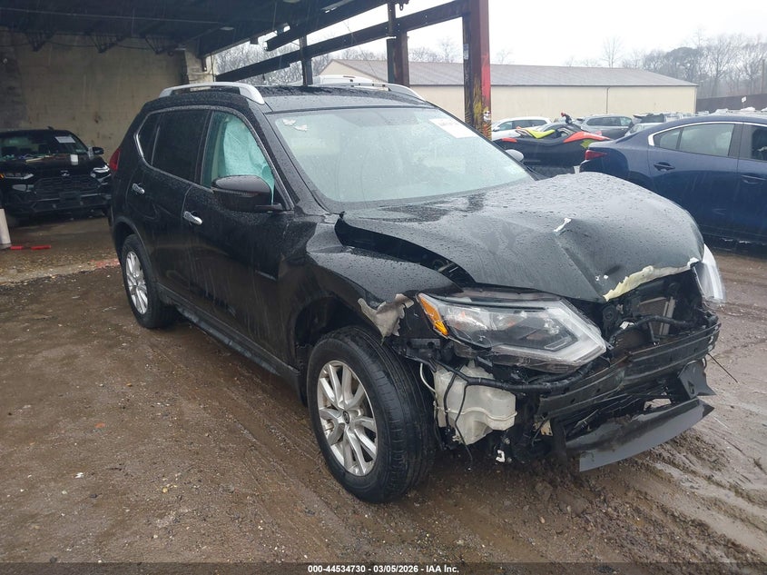2018 Nissan Rogue Sv