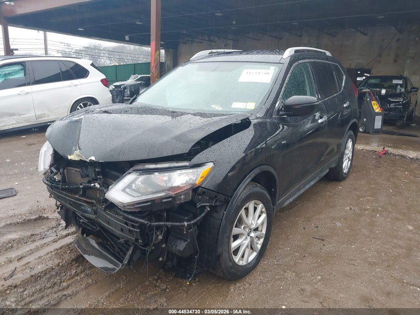 2018 Nissan Rogue Sv