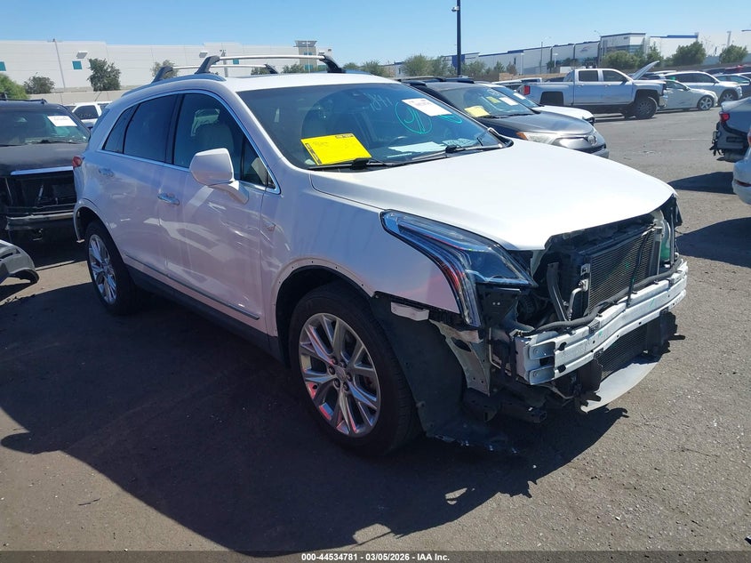 2017 CADILLAC XT5 LUXURY