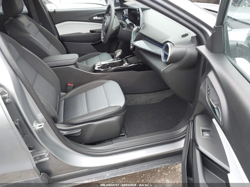 2026 Chevrolet Trax Fwd Lt