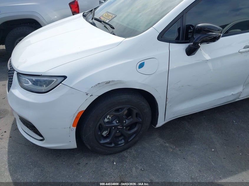 2023 Chrysler Pacifica Hybrid Limited