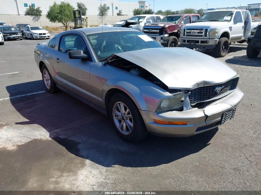 2008 Ford Mustang V6 Deluxe/V6 Premium