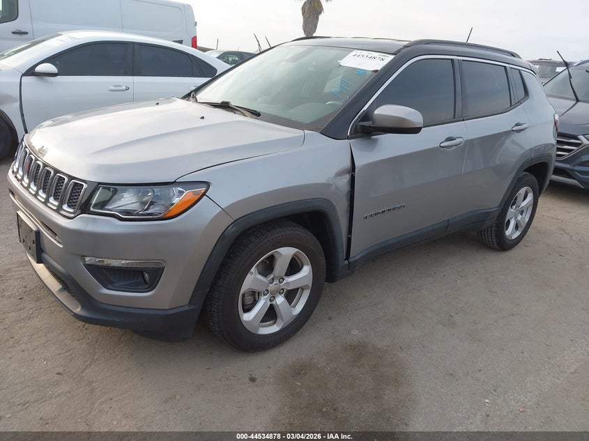 2019 Jeep Compass Latitude Fwd