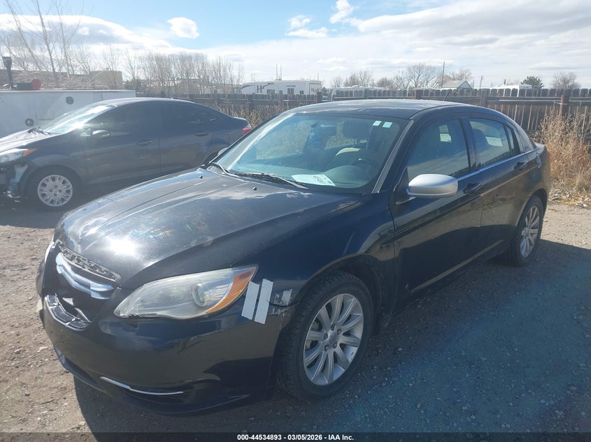 2014 Chrysler 200 Touring