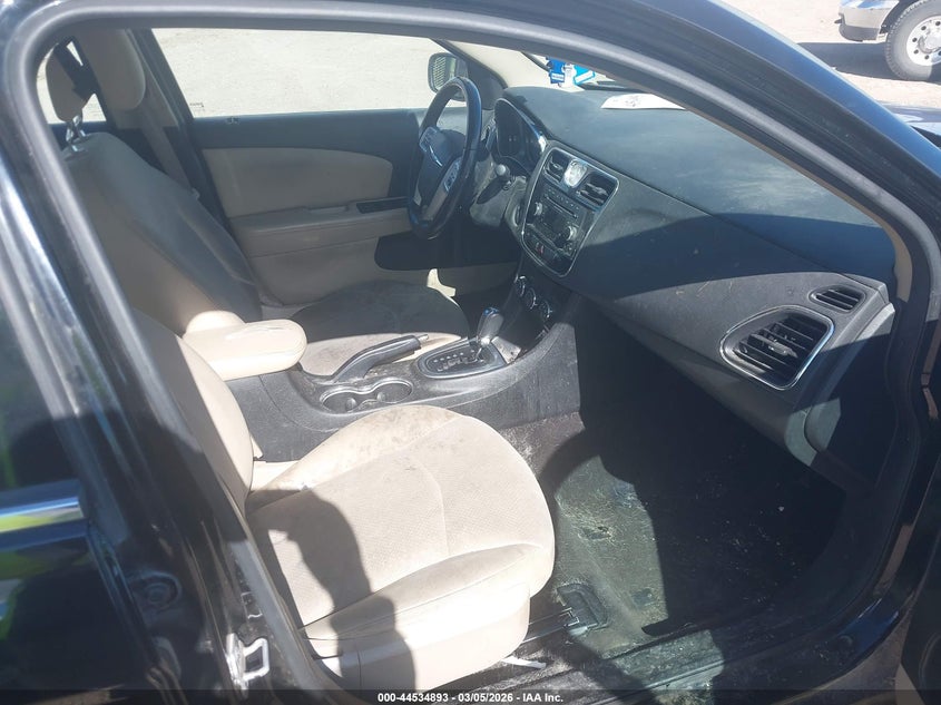 2014 Chrysler 200 Touring