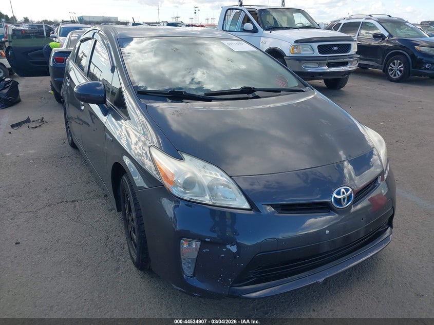 2014 Toyota Prius Two