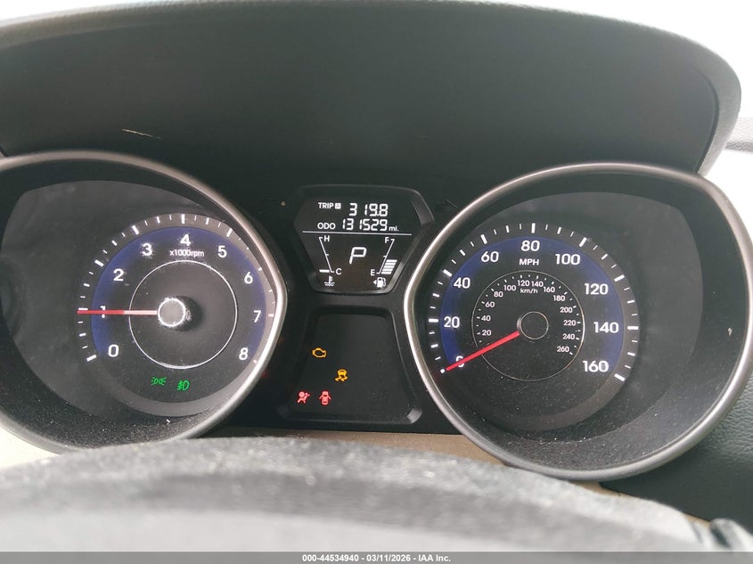 2012 HYUNDAI ELANTRA auction photo 7