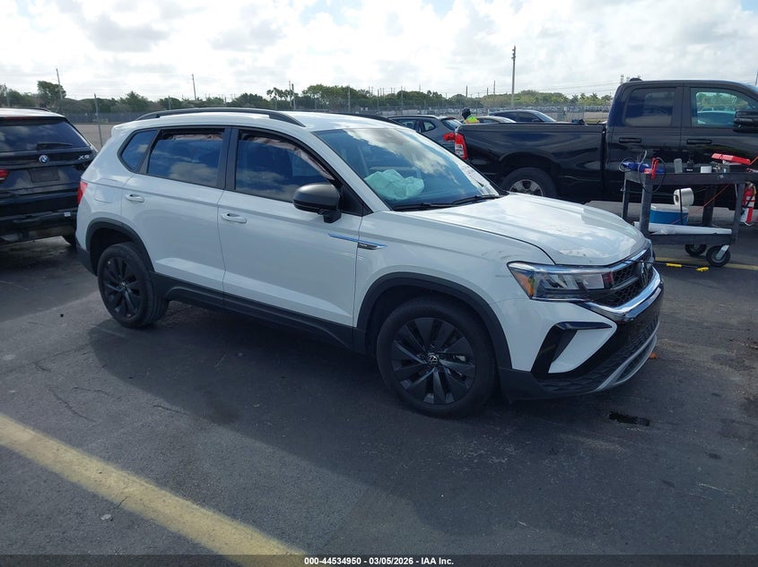 2024 Volkswagen Taos 1.5T S