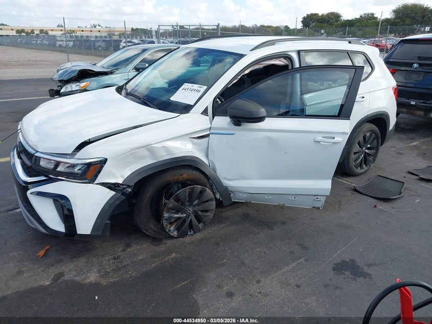 2024 Volkswagen Taos 1.5T S