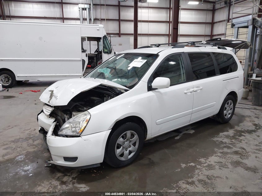 2009 Kia Sedona Lx