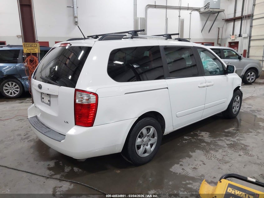 2009 Kia Sedona Lx