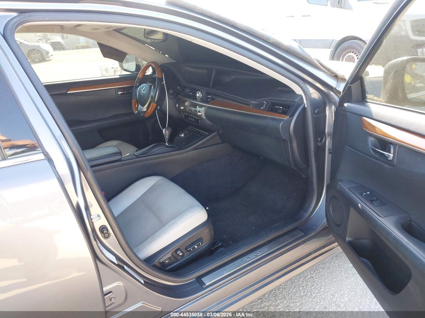 2013 Lexu Es 300H Hybrid