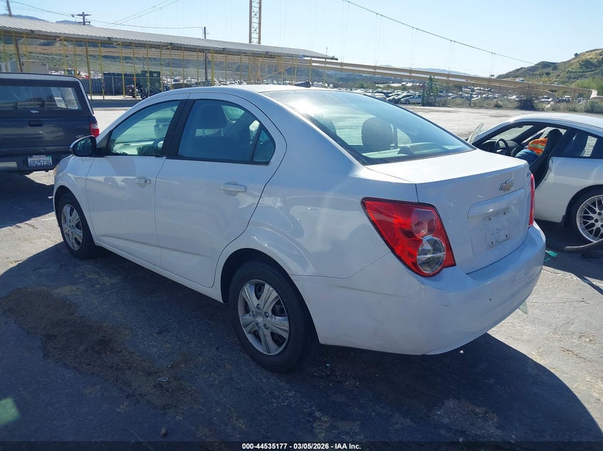 2013 Chevrolet Sonic Ls Auto