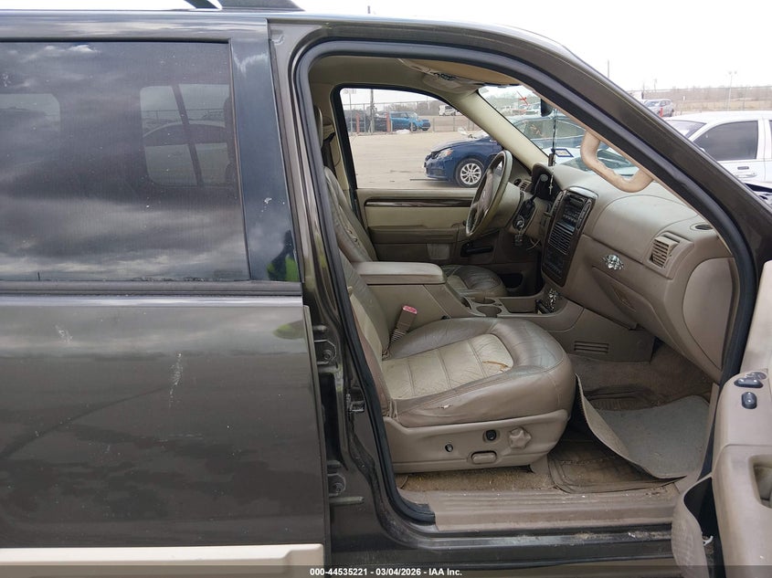 2005 Ford Explorer Eddie Bauer