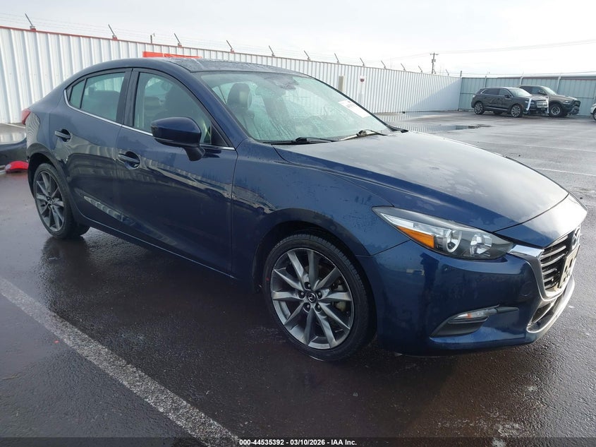 3MZBN1V36JM262863 MAZDA MAZDA3 Photo 1