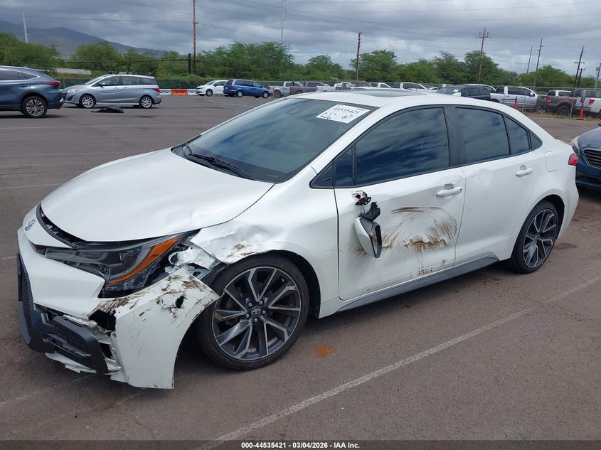 VIN JTDP4RCE4LJ016960 2020 TOYOTA COROLLA SE