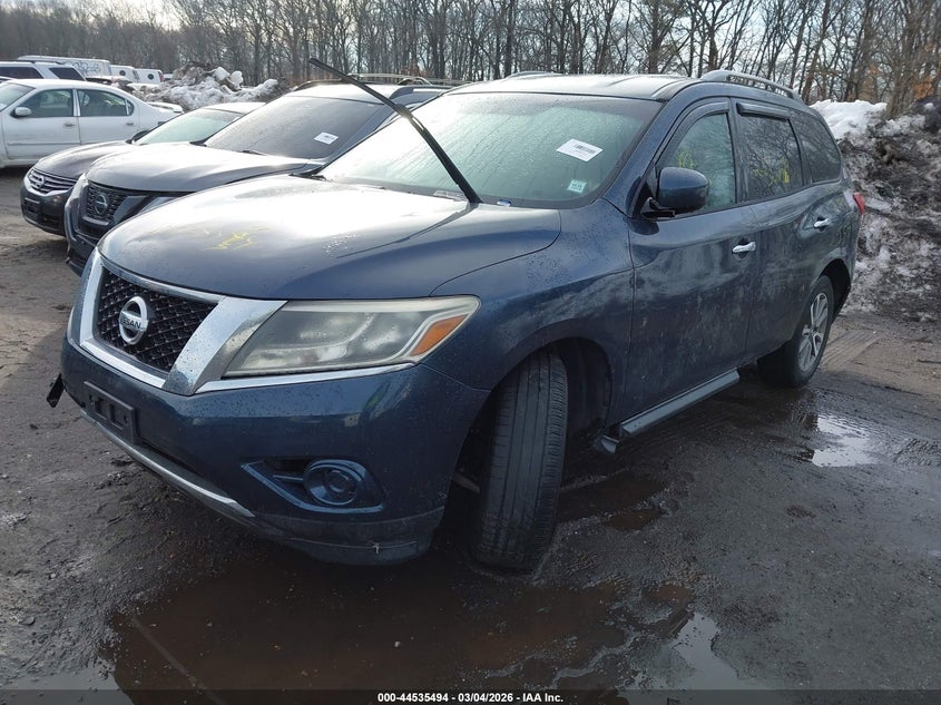 2013 Nissan Pathfinder Sv