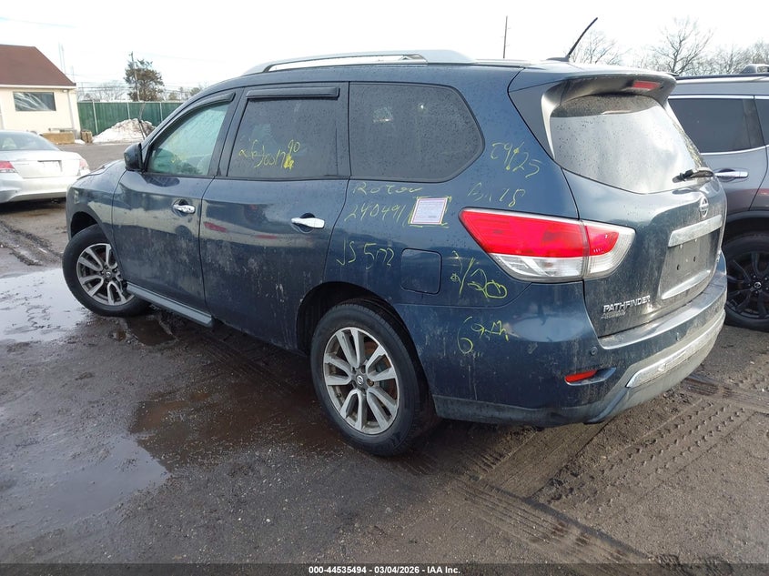 2013 Nissan Pathfinder Sv