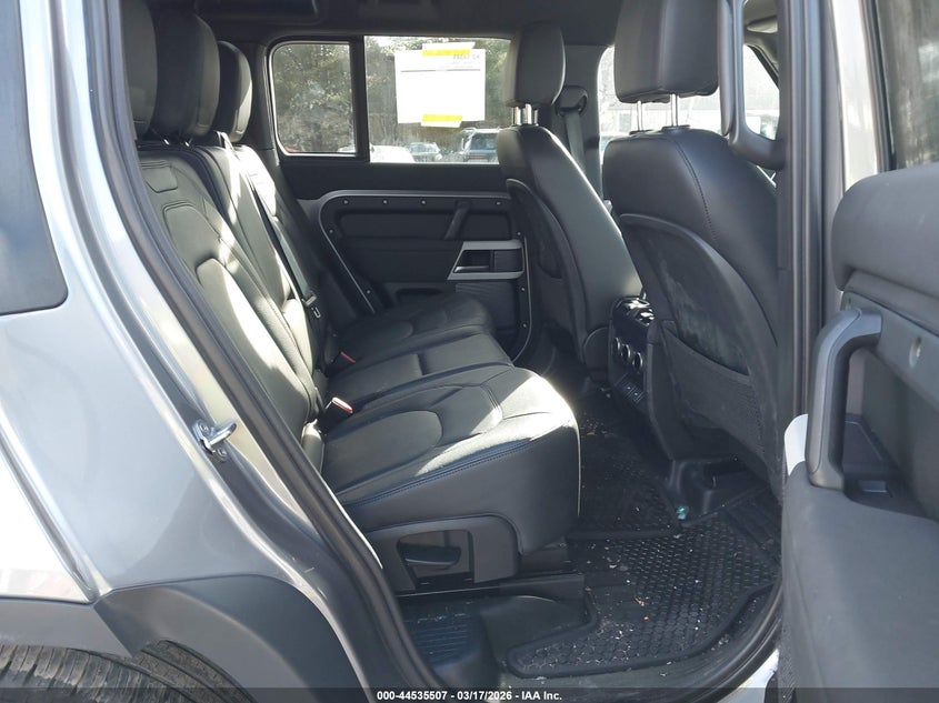 2023 Land Rover Defender 110 S VIN: SALEJEEX7P2225450 Lot: 44535507