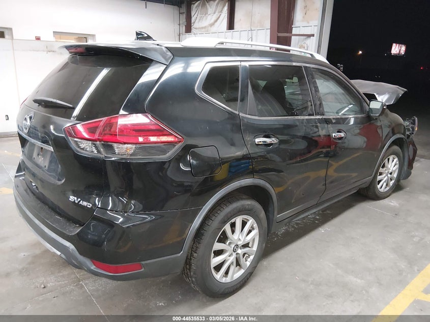 2017 Nissan Rogue Sv