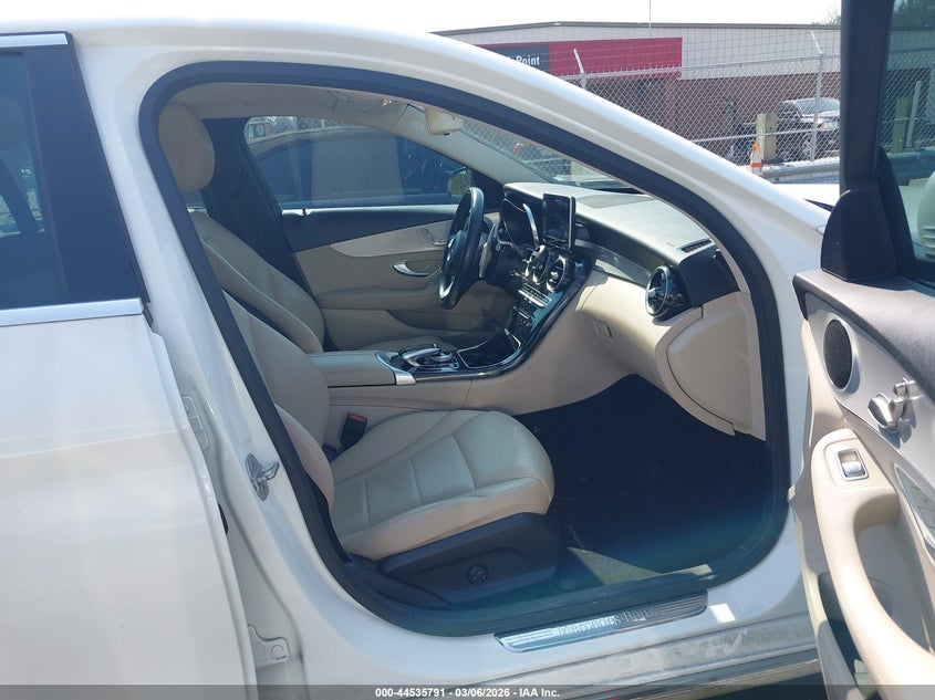 2015 Mercedes-Benz C 300 4Matic