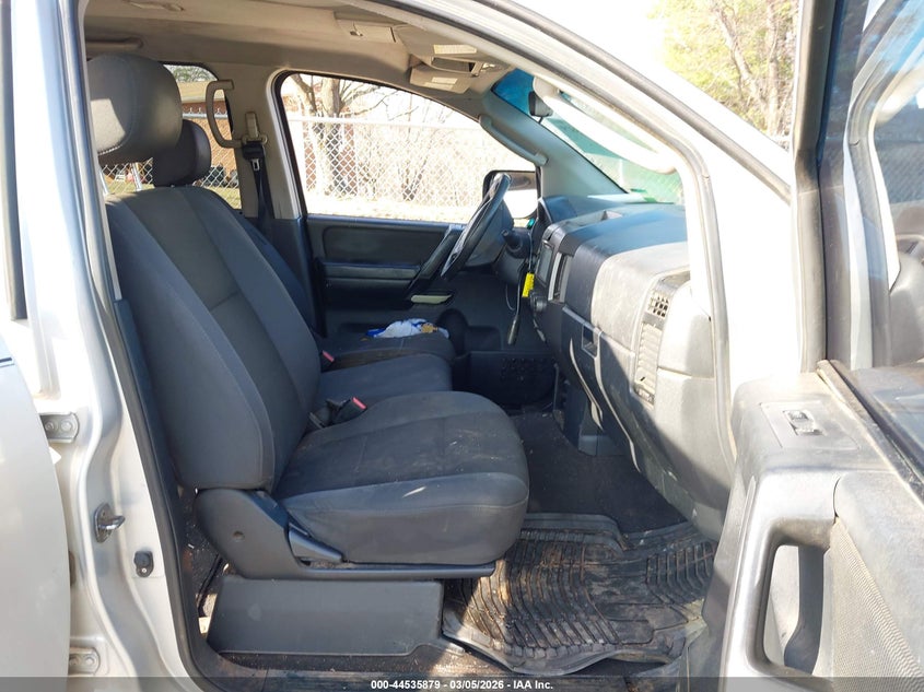 2009 Nissan Titan Xe