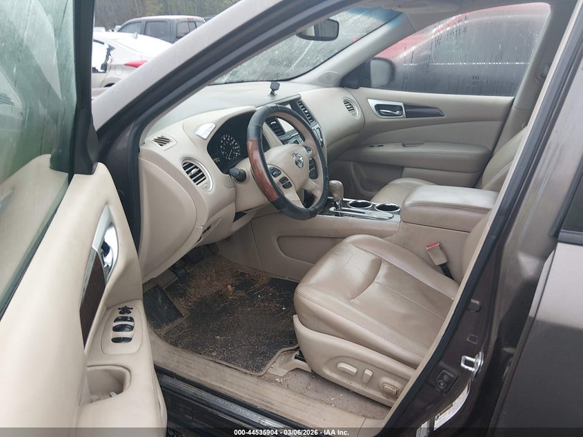 2015 Nissan Pathfinder Sl