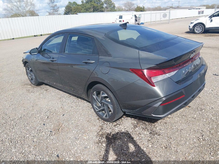 2025 Hyundai Elantra Sel Sport