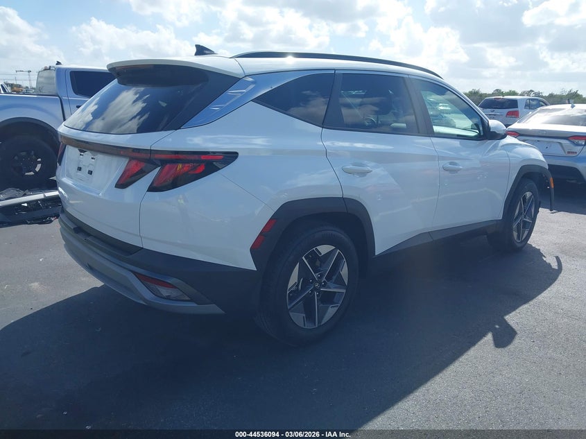 2025 Hyundai Tucson Sel