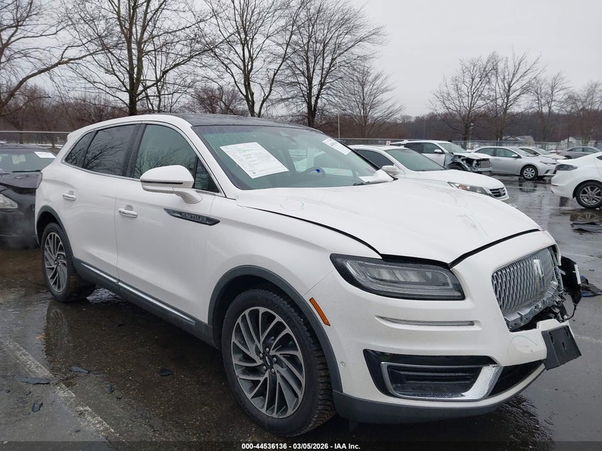 2019 Lincoln Nautilus Reserve