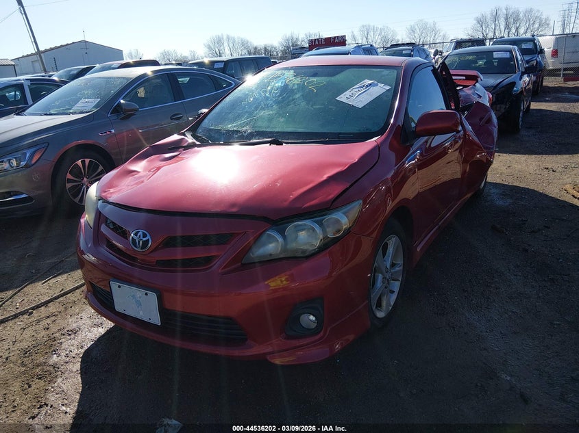 2T1BU4EE6BC660156 2011 Toyota Corolla S photo 1