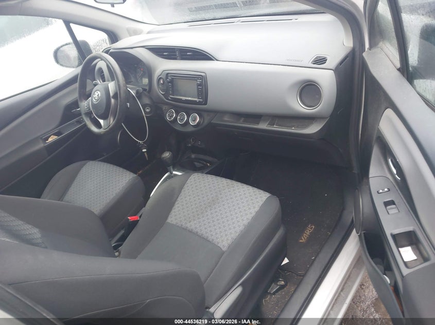 2015 Toyota Yaris Le