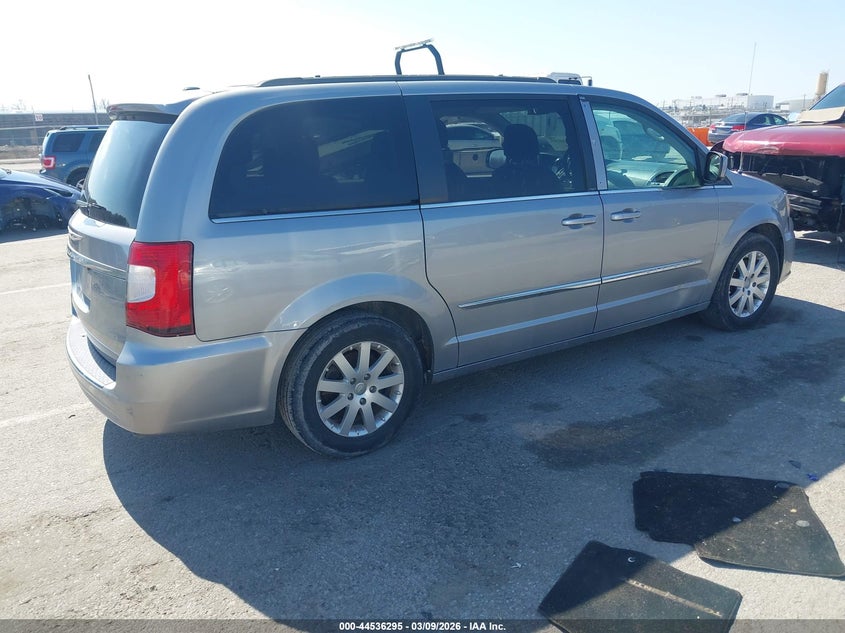 2014 Chrysler Town & Country Touring