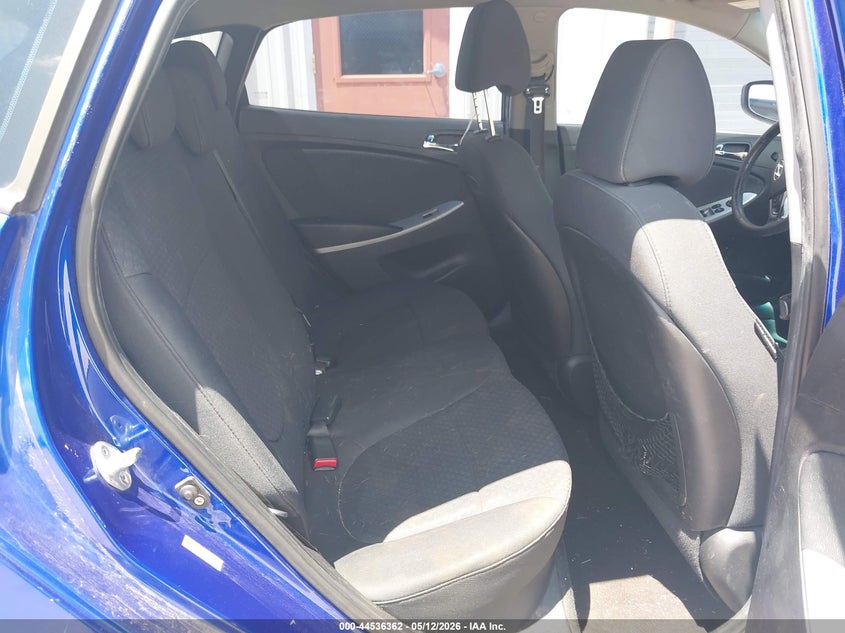 KMHCU5AE4CU012489 2012 Hyundai Accent 1.6 Se blue