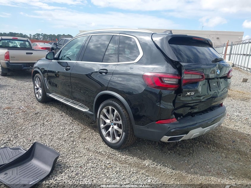 2022 BMW X5 xDrive40I