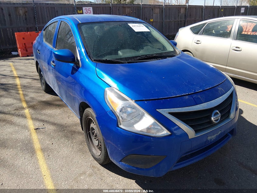 2016 Nissan Versa 1.6 S+