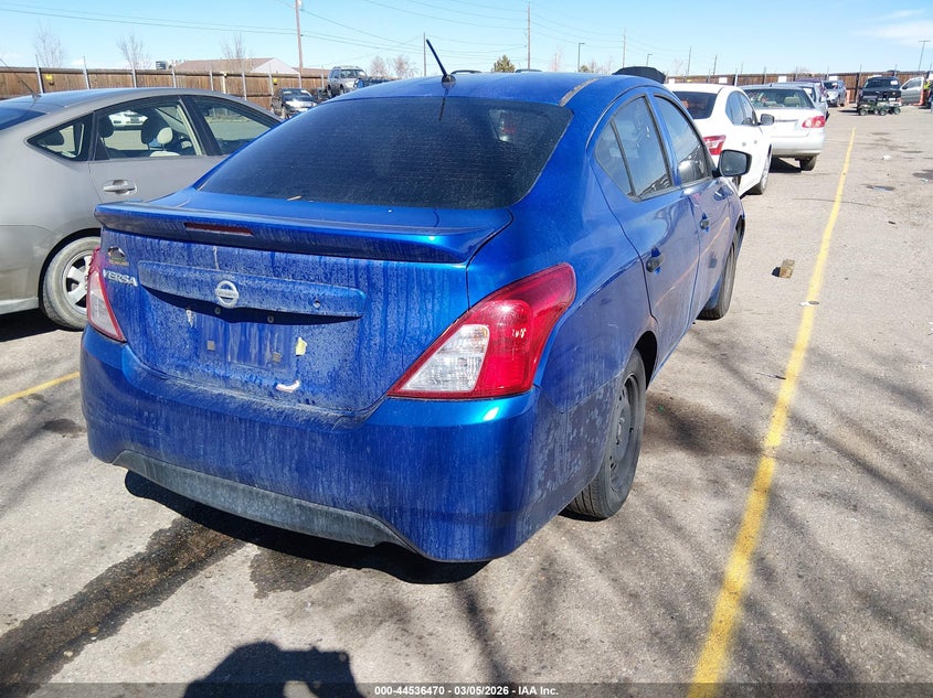 2016 Nissan Versa 1.6 S+