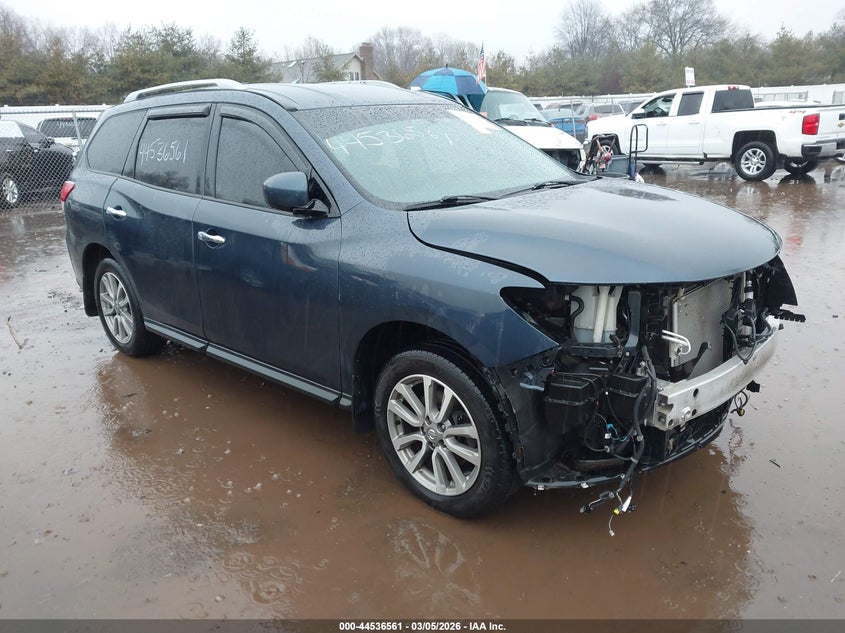 2015 Nissan Pathfinder Sv