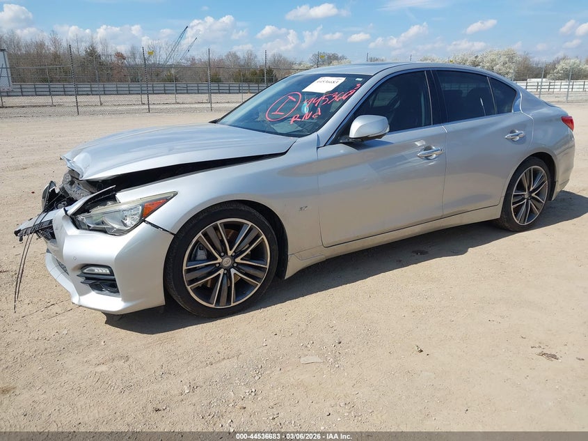 2015 Infiniti Q50 Sport