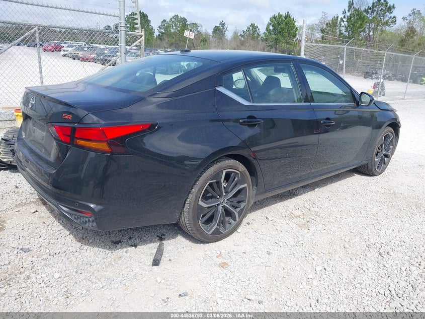 2024 Nissan Altima Sr Fwd