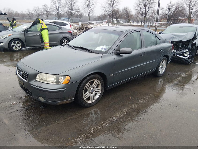 2005 Volvo S60 2.5T